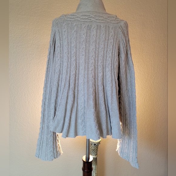 Charlie Brown Sweater. Cable Knit, Swingy Body with Slight Cowl Neck. Size- AU 4 - Picture 7 of 13